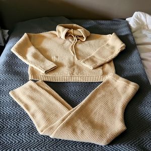 F21 Beige/Tan sweater knit lounge set M